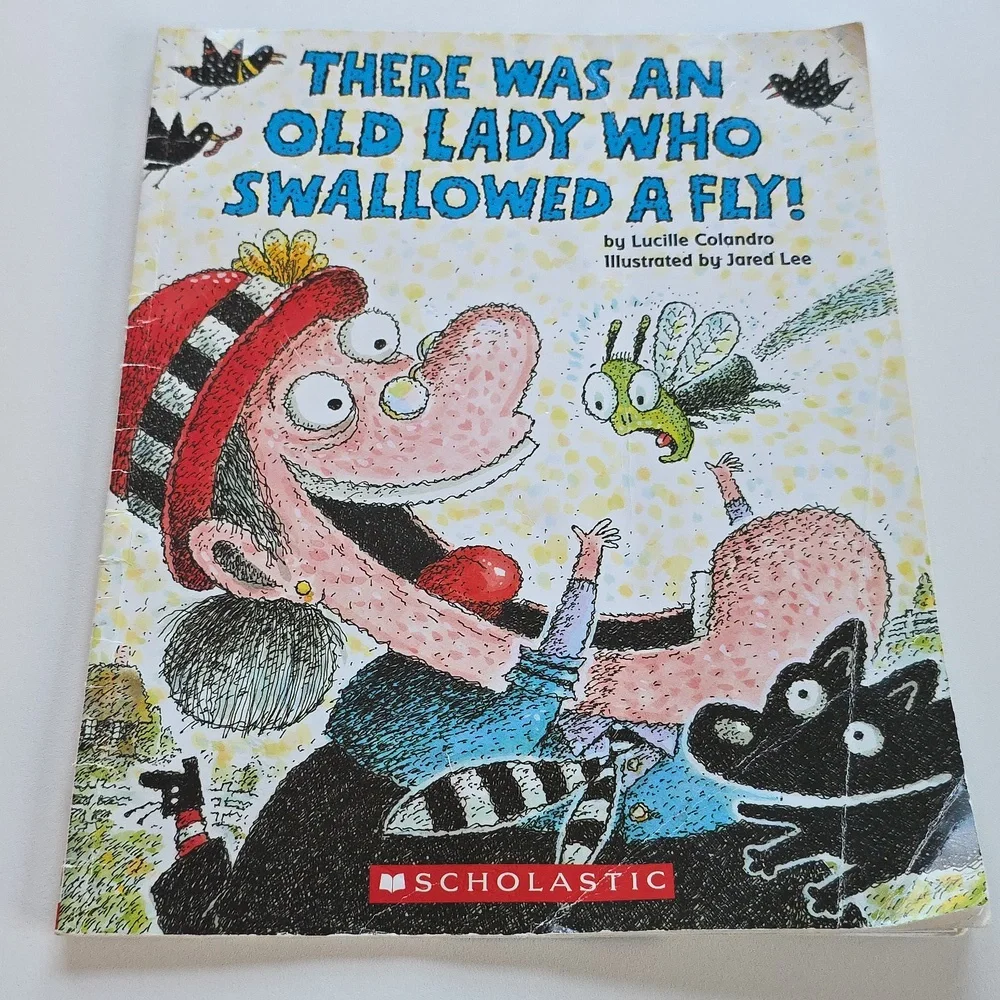 Children's Book Set - I Know an Old Lady - Pirate, Pie, Shell, And Vintage